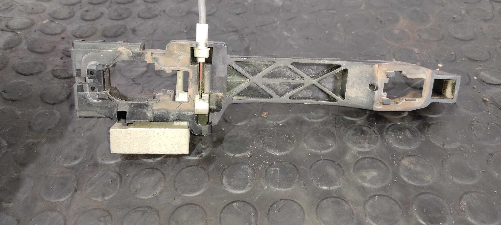 CERRADURA PUERTA TRASERA IZQUIERDA NISSAN QASHQAI (J10) - vista 7