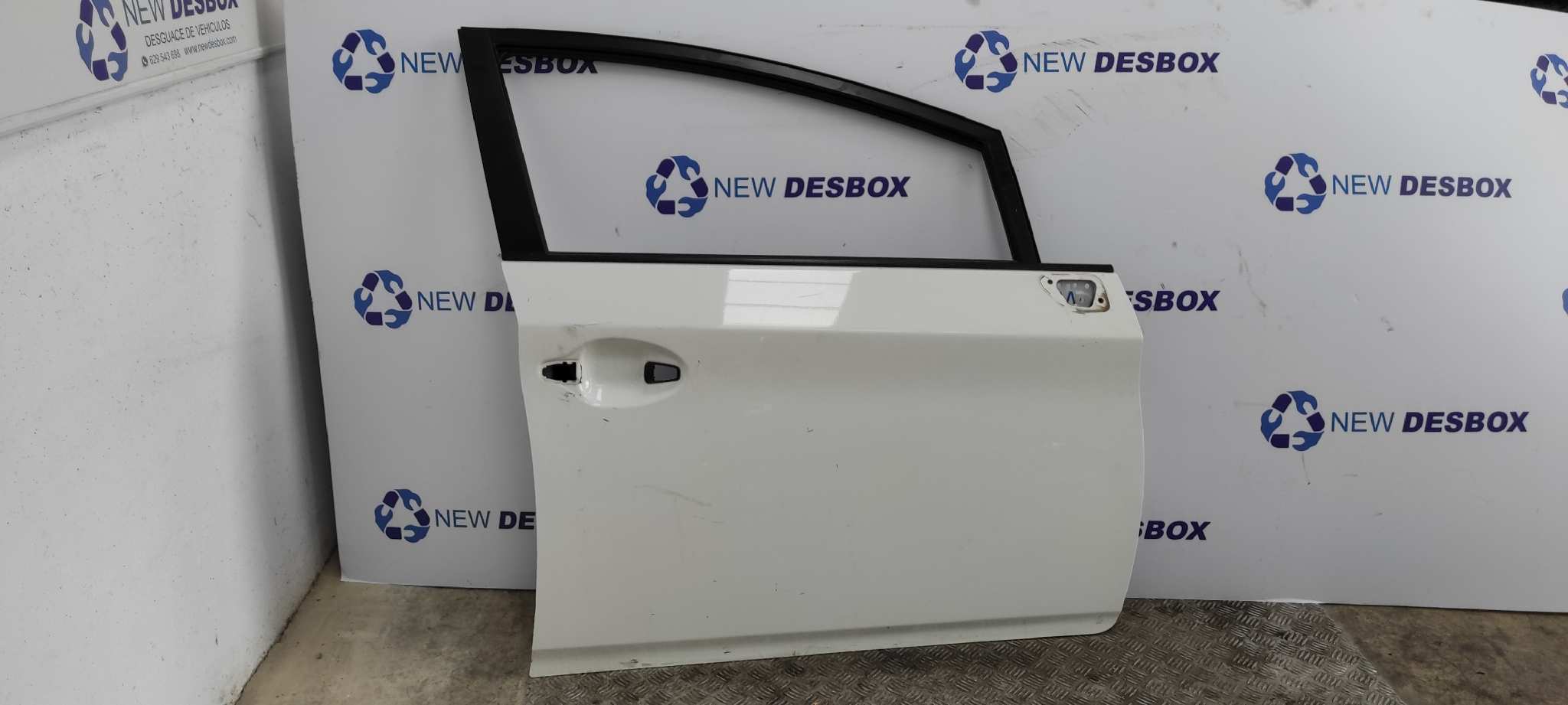 PUERTA DELANTERA DERECHA TOYOTA PRIUS (NHW30)