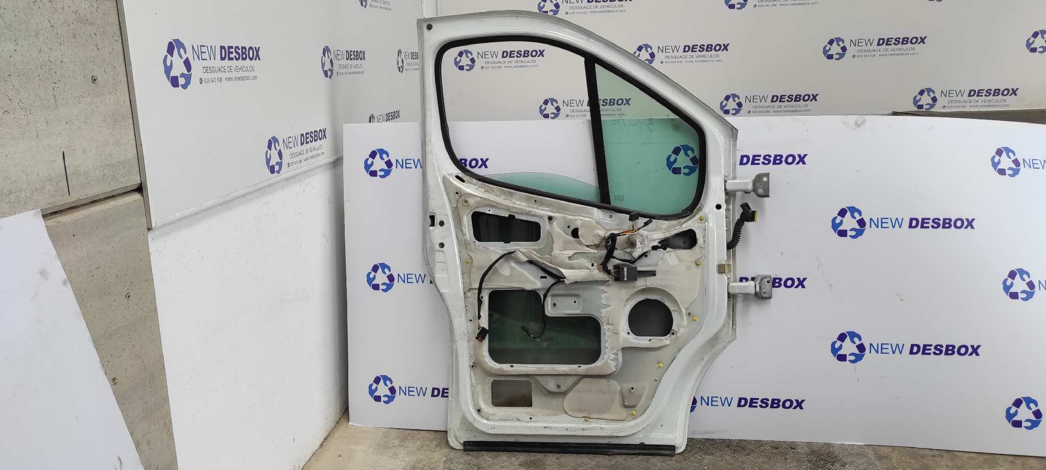 PUERTA DELANTERA IZQUIERDA RENAULT TRAFIC COMBI (AB 4.01) - vista 2