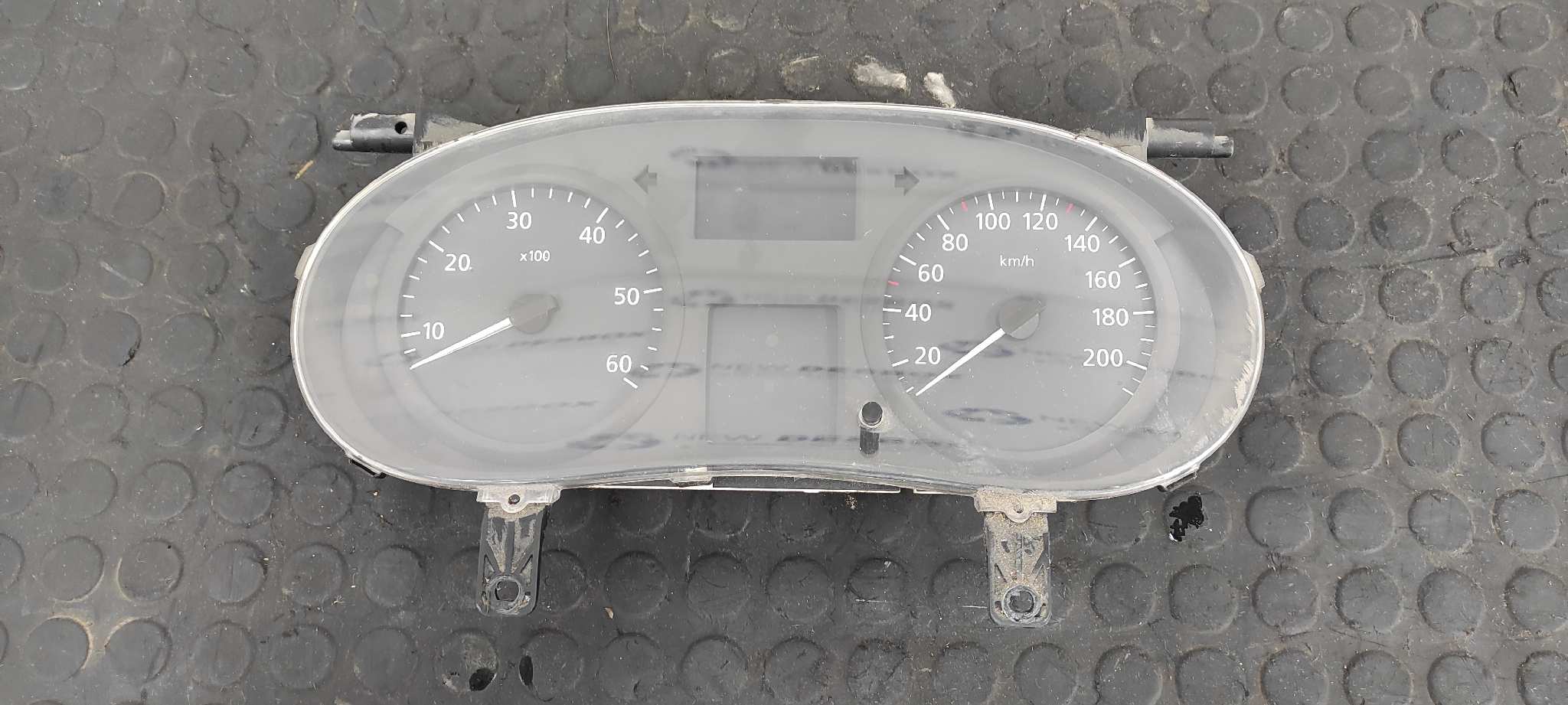 CUADRO INSTRUMENTOS RENAULT TRAFIC COMBI (AB 4.01)