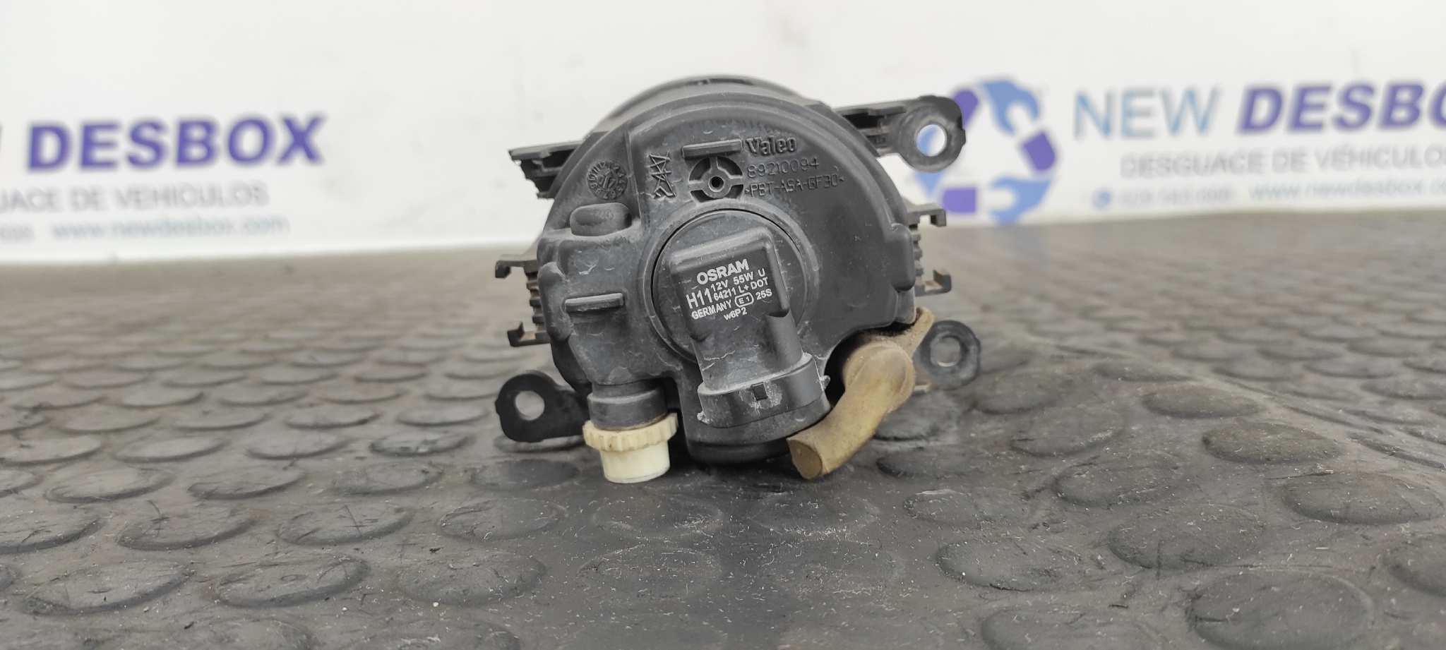 FARO ANTINIEBLA IZQUIERDO CITROEN C4 BERLINA - vista 3