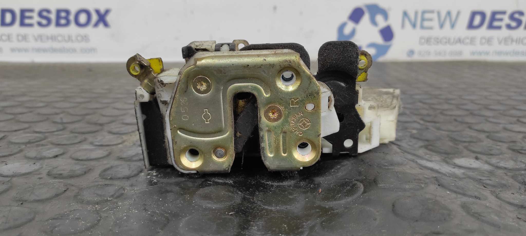 CERRADURA PUERTA DELANTERA DERECHA NISSAN PICK-UP (D22) - vista 5