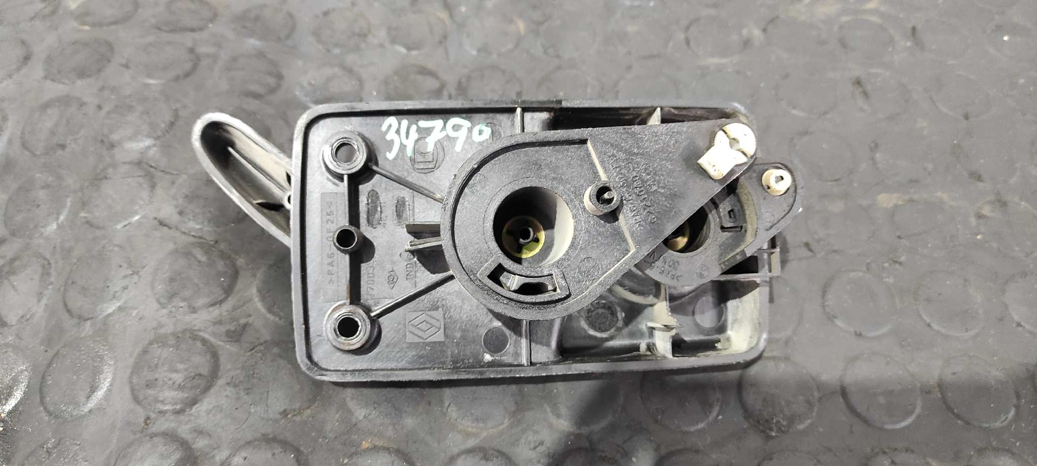 MANETA INTERIOR LATERAL DERECHA RENAULT MASTER DOBLE CABINE, CAJA ABIERTA/CHASIS - vista 3