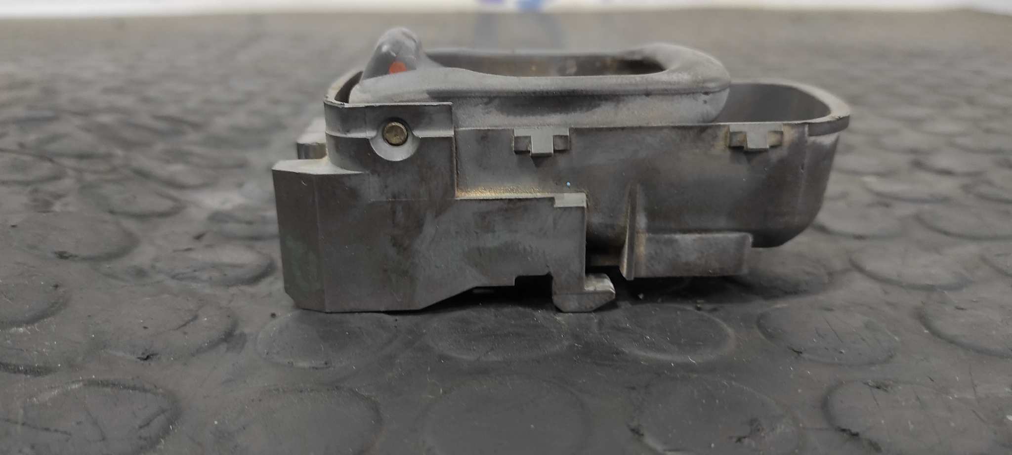 MANETA INTERIOR DELANTERA DERECHA NISSAN PICK-UP (D22) - vista 4