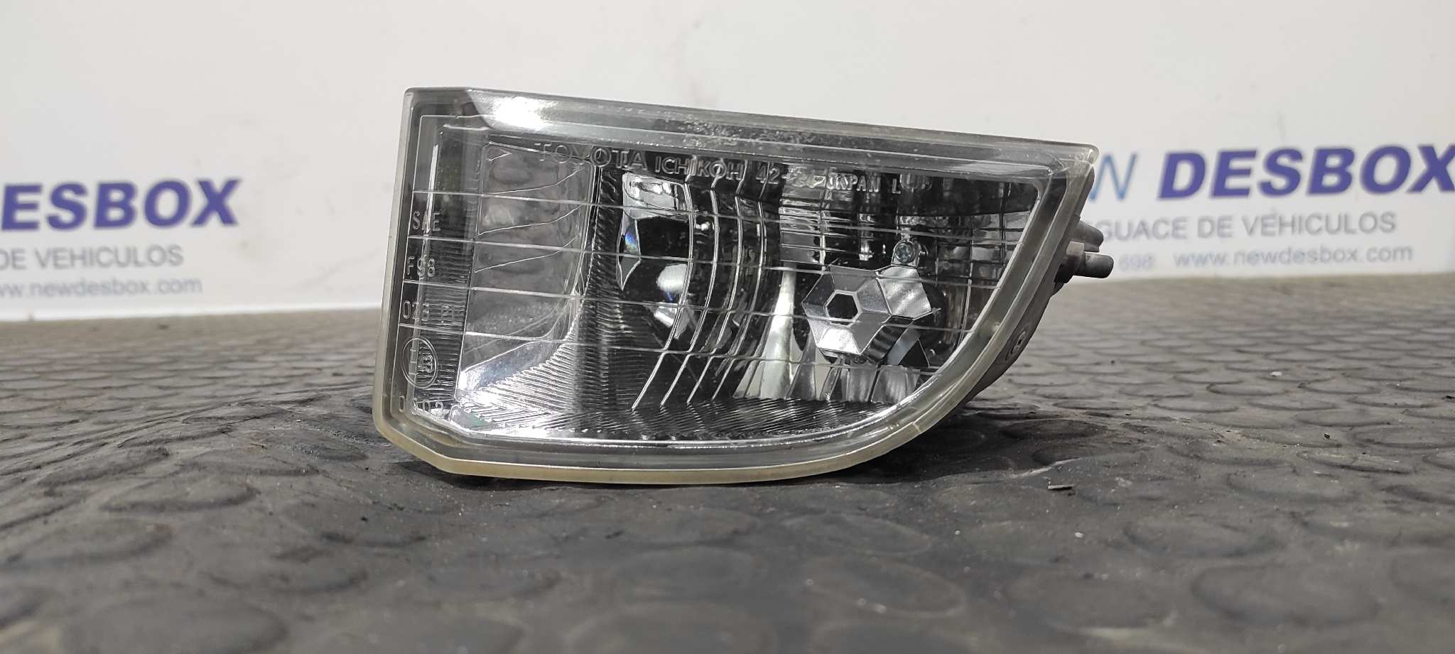 FARO ANTINIEBLA IZQUIERDO TOYOTA RAV 4 (A2)