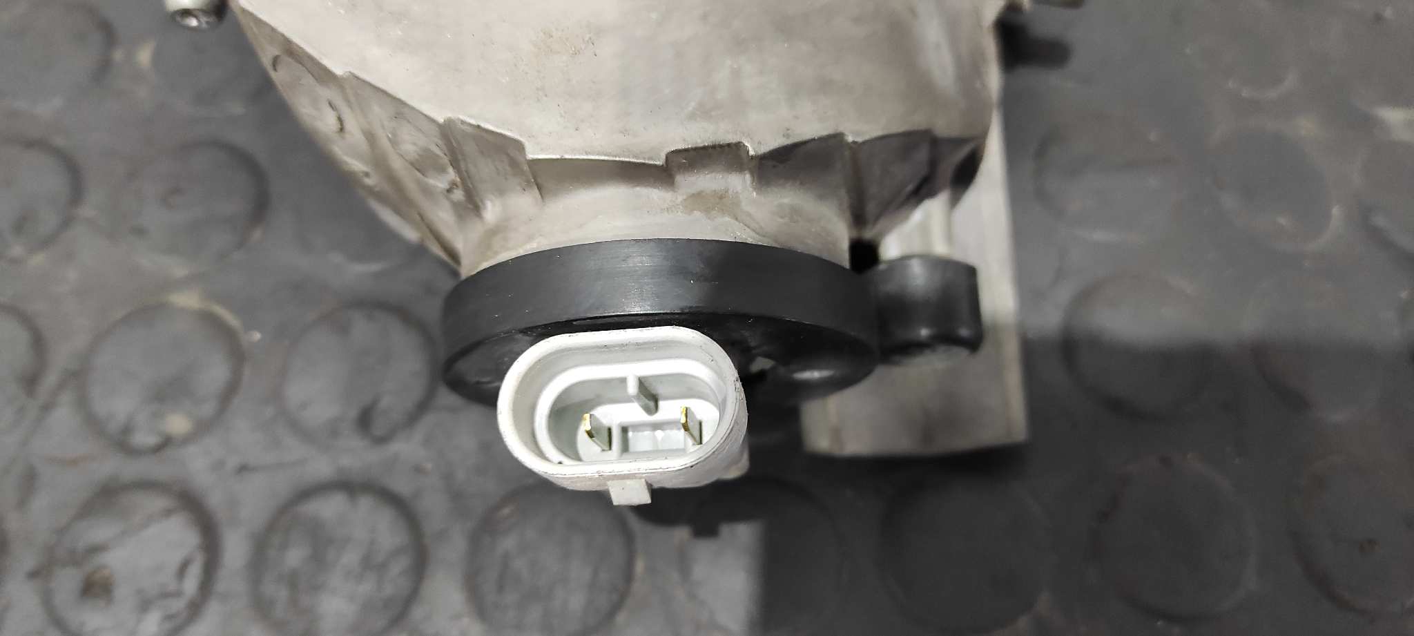 FARO ANTINIEBLA IZQUIERDO TOYOTA RAV 4 (A2) - vista 4