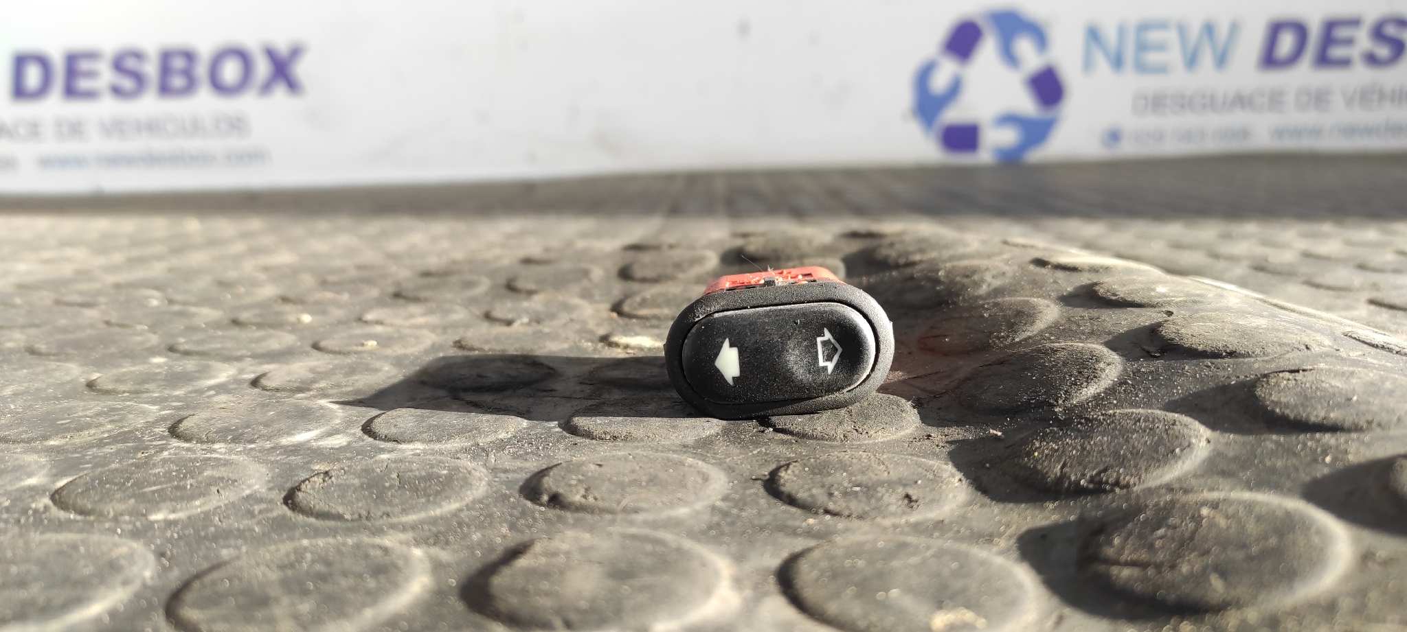 MANDO ELEVALUNAS DELANTERO DERECHO FORD TRANSIT CAJA CERRADA, LARGA (FY) (2000 =>)