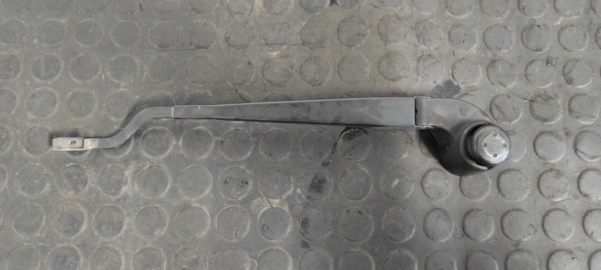 BRAZO LIMPIA TRASERO SEAT LEON (1M1)