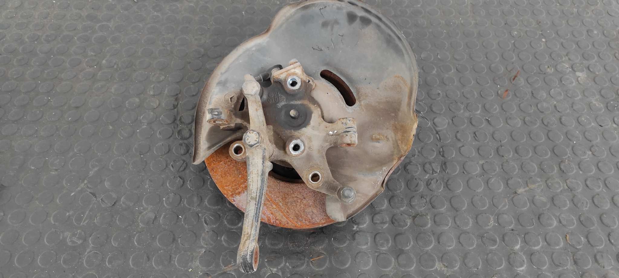 MANGUETA DELANTERA IZQUIERDA MERCEDES-BENZ CLASE E (W124) BERLINA - vista 4