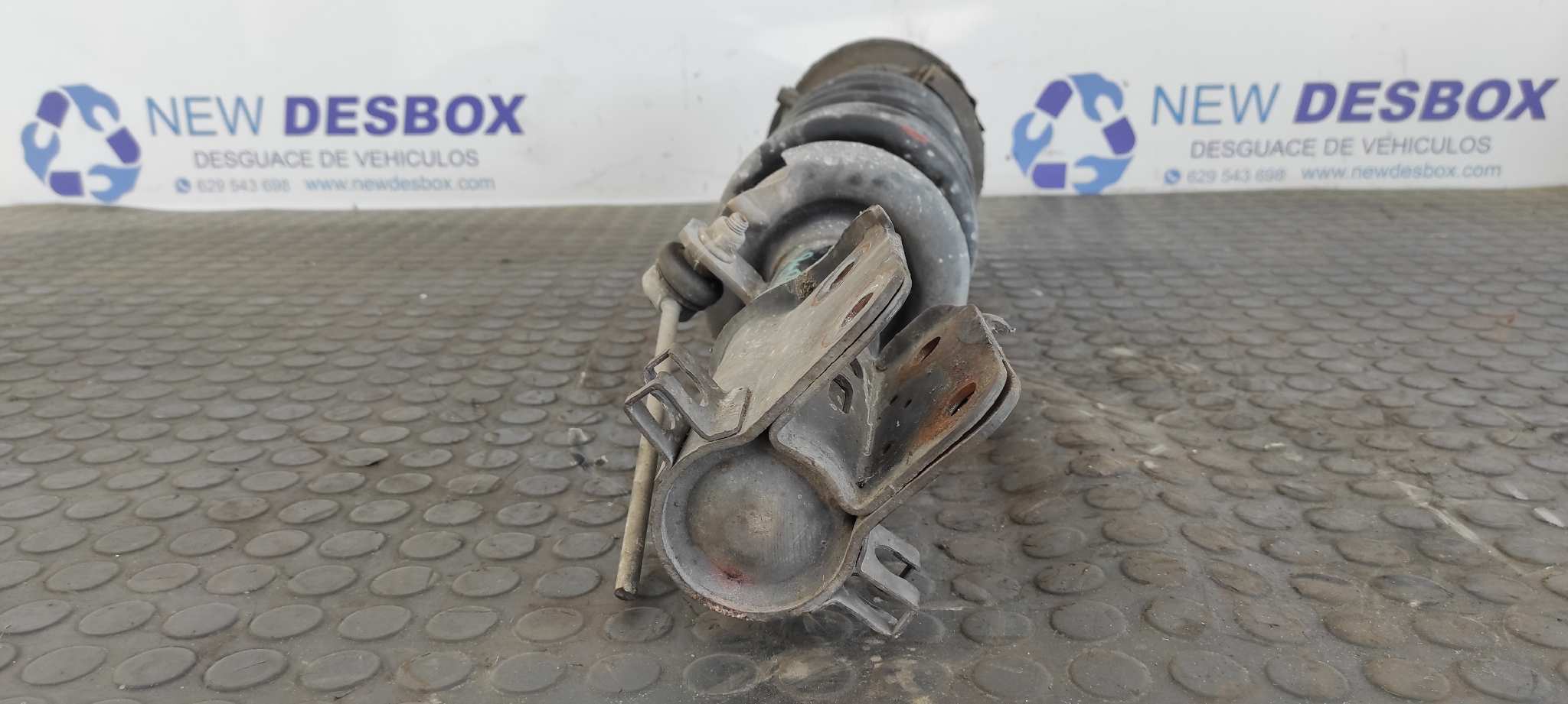 AMORTIGUADOR DELANTERO DERECHO RENAULT TRAFIC COMBI (AB 4.01) - vista 2
