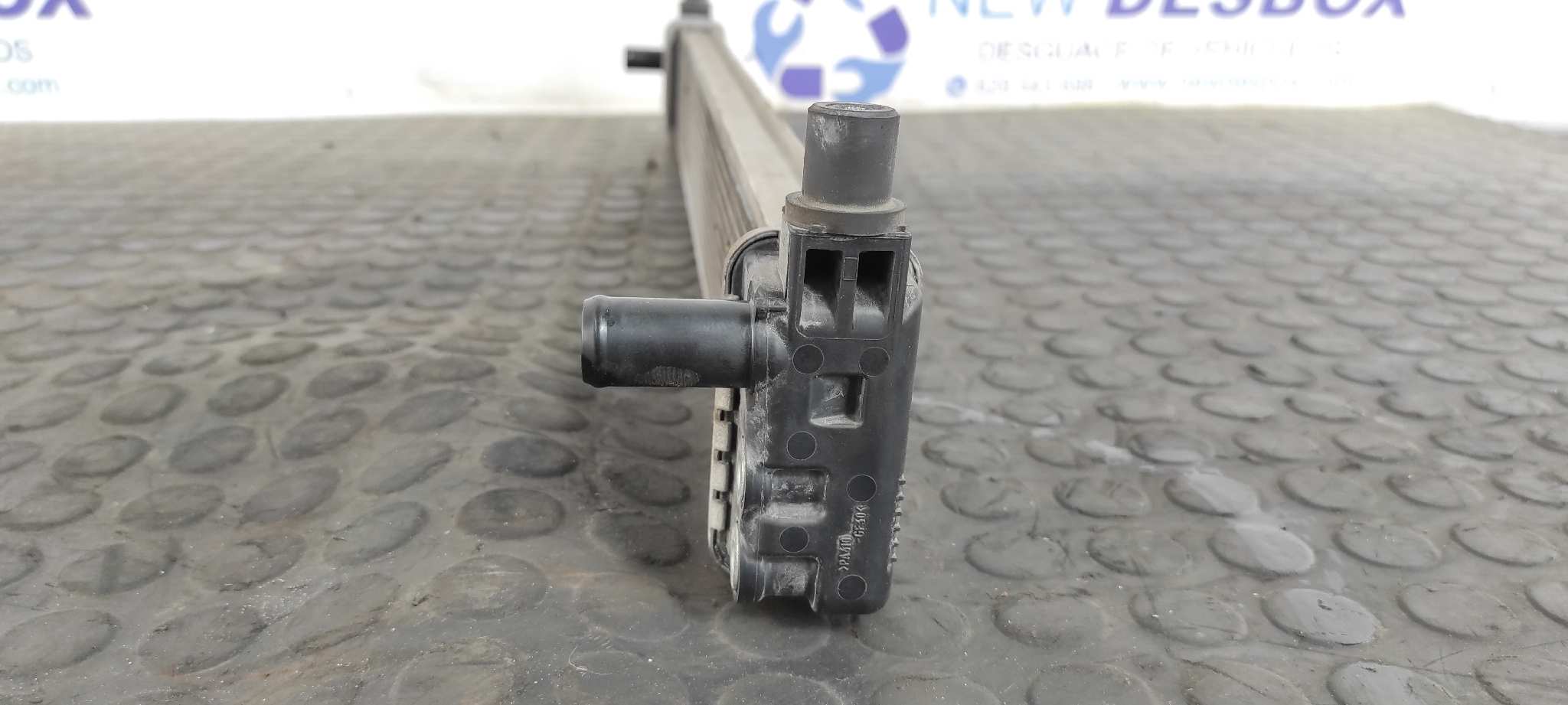 RADIADOR AGUA TOYOTA PRIUS (NHW30) - vista 2