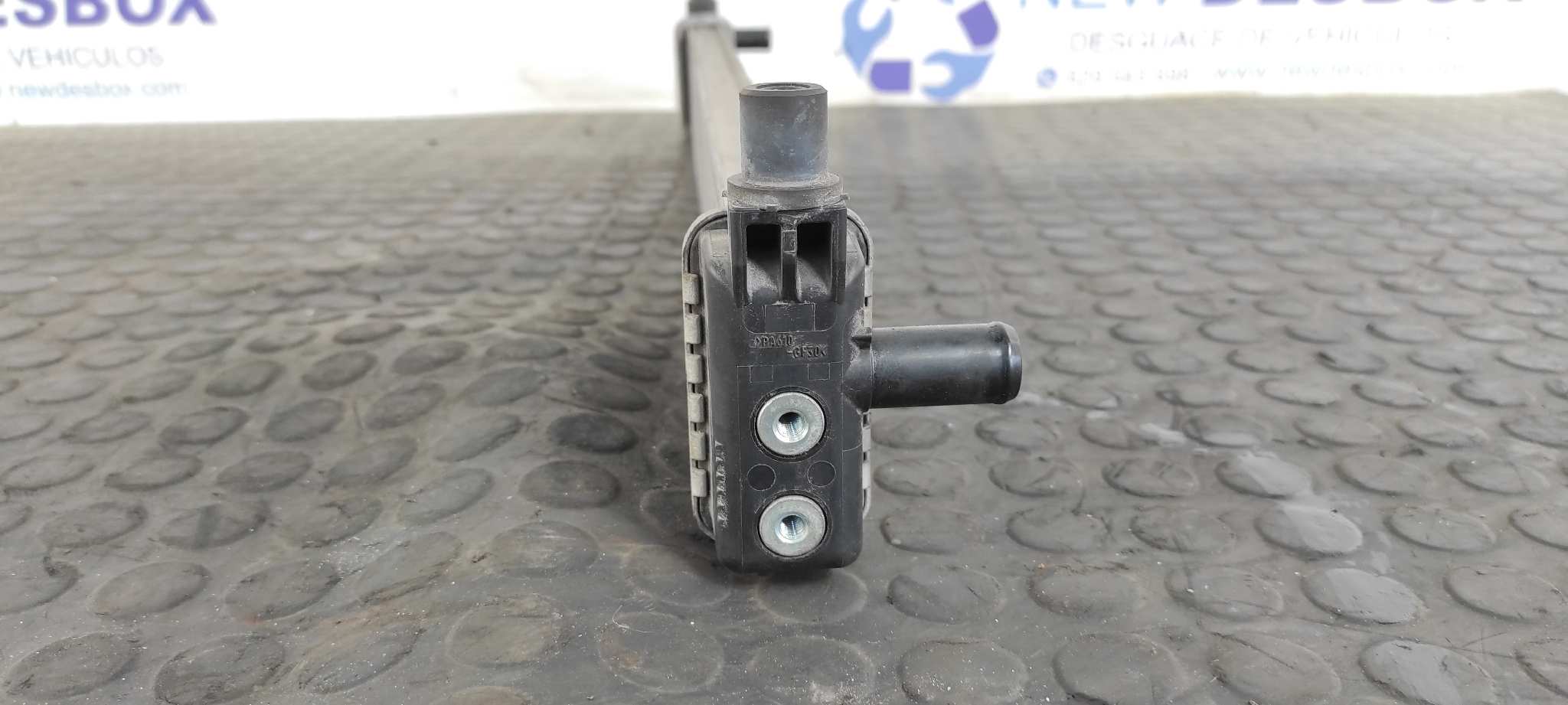 RADIADOR AGUA TOYOTA PRIUS (NHW30) - vista 4