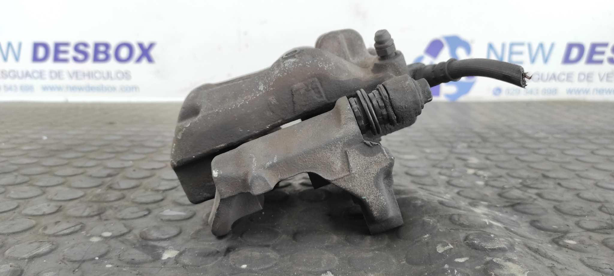 PINZA DE FRENO DELANTERA IZQUIERDA RENAULT TRAFIC COMBI (AB 4.01) - vista 6