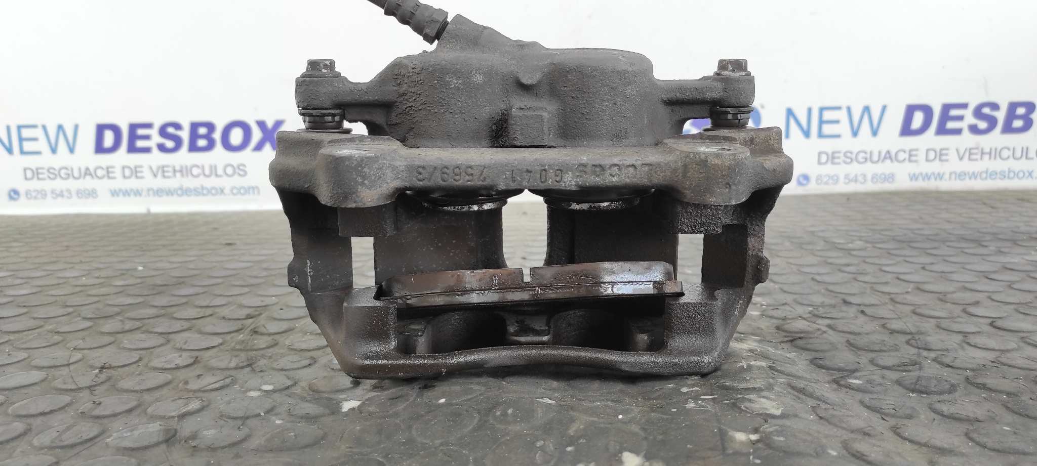 PINZA DE FRENO DELANTERA IZQUIERDA RENAULT TRAFIC COMBI (AB 4.01) - vista 3