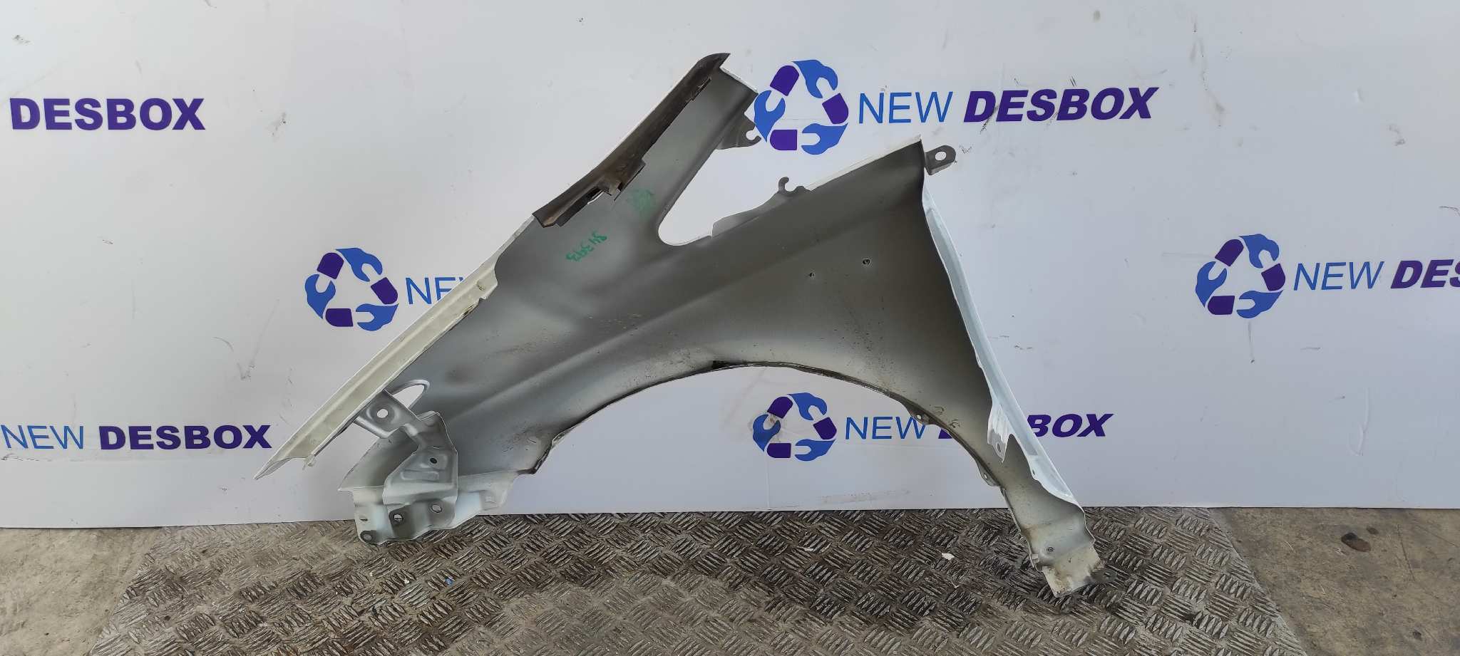 ALETA DELANTERA DERECHA TOYOTA PRIUS (NHW30) - vista 6