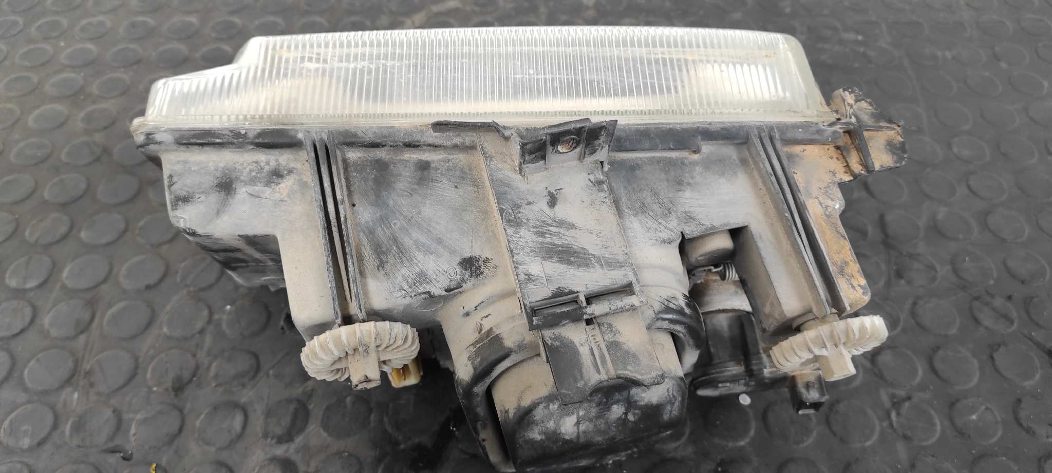 FARO DERECHO SEAT CORDOBA BERLINA (6K2) - vista 4