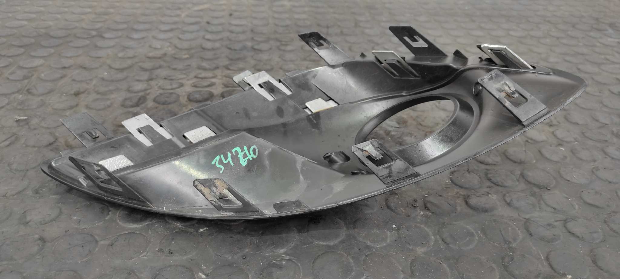 REJILLA PARAGOLPES DERECHA OPEL CORSA D - vista 4