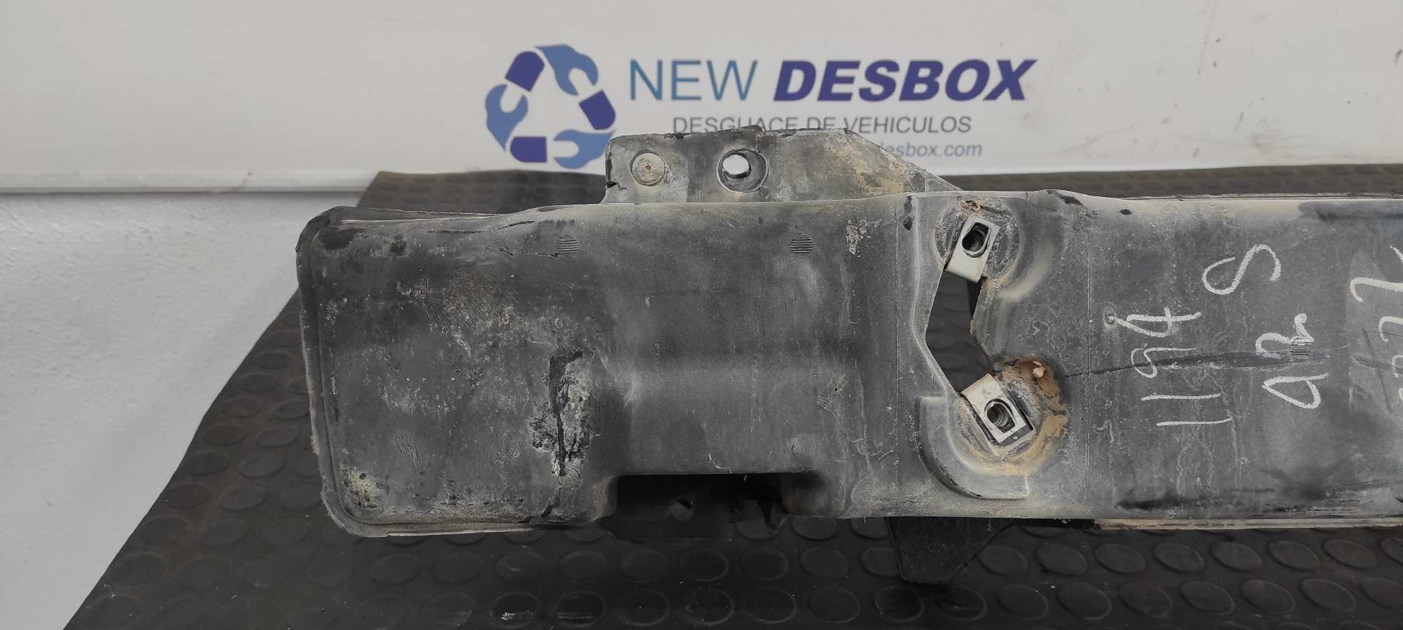 REFUERZO PARAGOLPES DELANTERO FORD TRANSIT CAJA CERRADA, CORTA (FY) (2000 =>) - vista 9