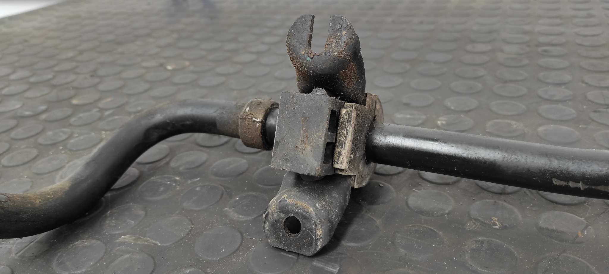 BARRA ESTABILIZADORA DELANTERA NISSAN QASHQAI (J10) - vista 5