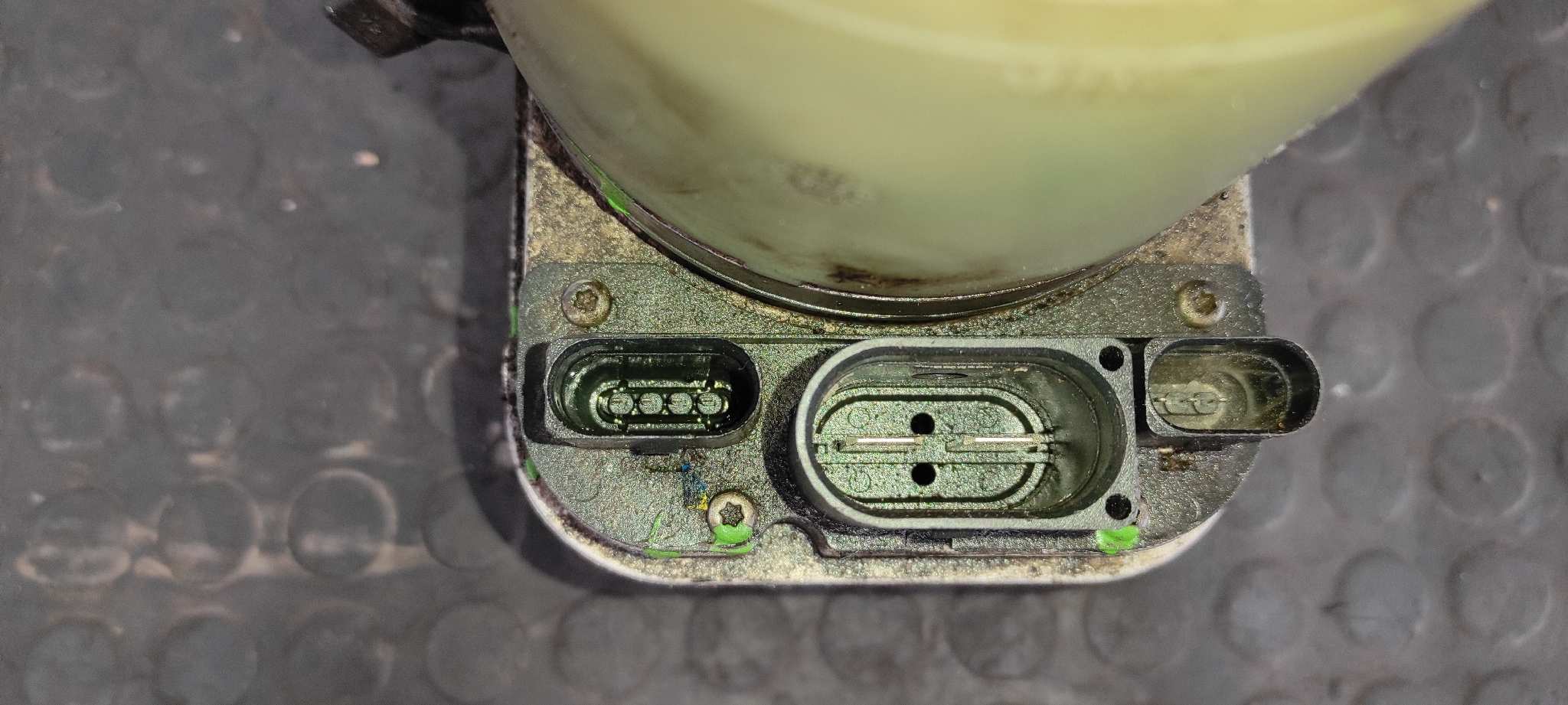 BOMBA DIRECCION VOLKSWAGEN POLO (9N1) - vista 7