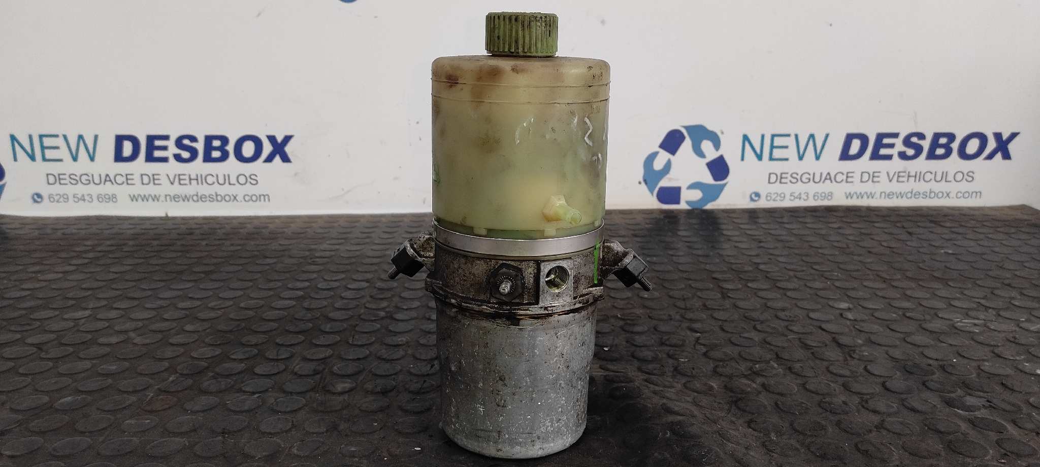 BOMBA DIRECCION VOLKSWAGEN POLO (9N1) - vista 6