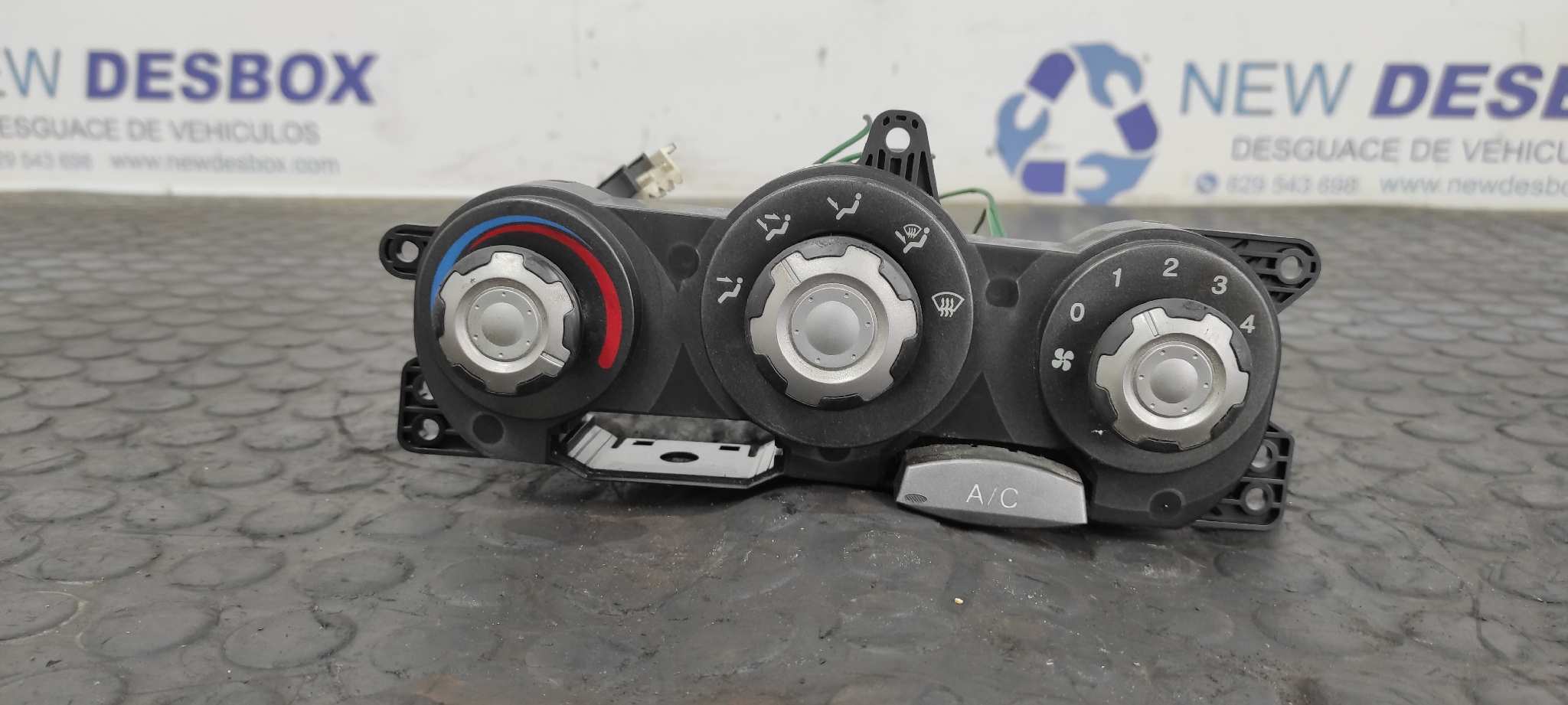 MANDO CALEFACCION / AIRE ACONDICIONADO HYUNDAI COUPE (J2)