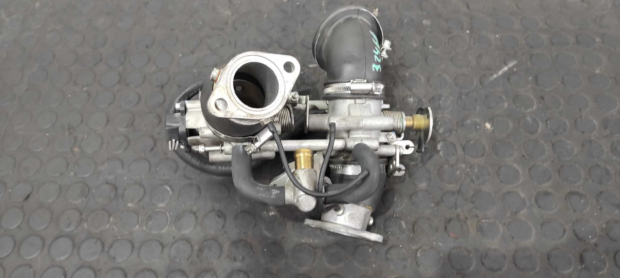 CAJA MARIPOSA DUCATI MONSTER 796 - vista 4