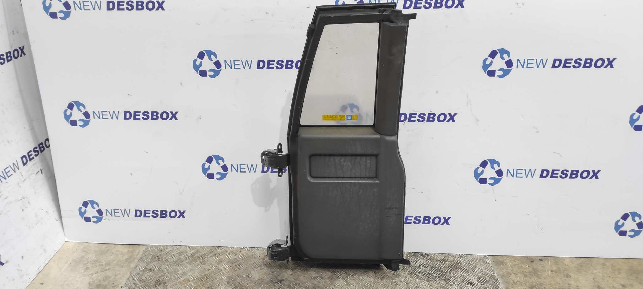 PORTON TRASERO DERECHO OPEL MONTEREY 3.1 - vista 4