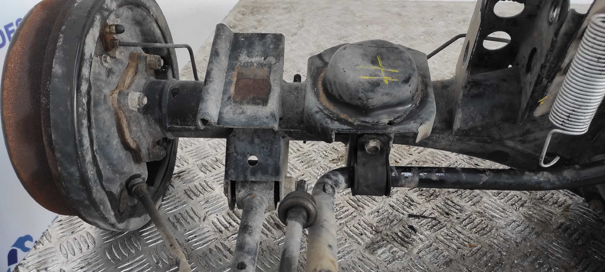 PUENTE TRASERO NISSAN TERRANO/TERRANO.II (R20) - vista 3