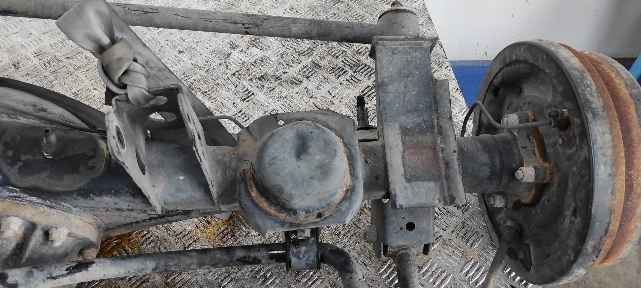 PUENTE TRASERO NISSAN TERRANO/TERRANO.II (R20) - vista 10