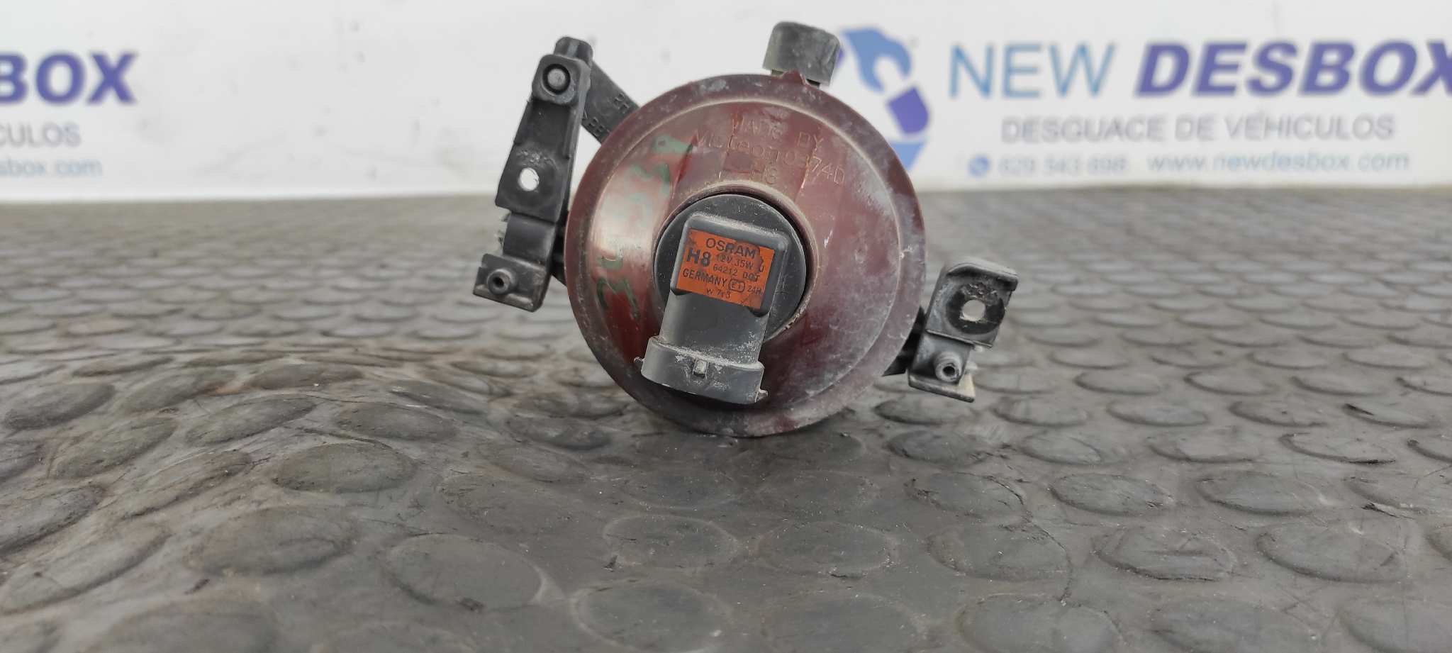 FARO ANTINIEBLA DERECHO FORD FOCUS BERLINA (CAP) - vista 2