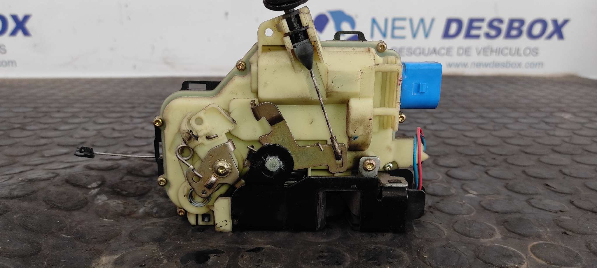 CERRADURA PUERTA DELANTERA IZQUIERDA SEAT IBIZA (6L1) - vista 3