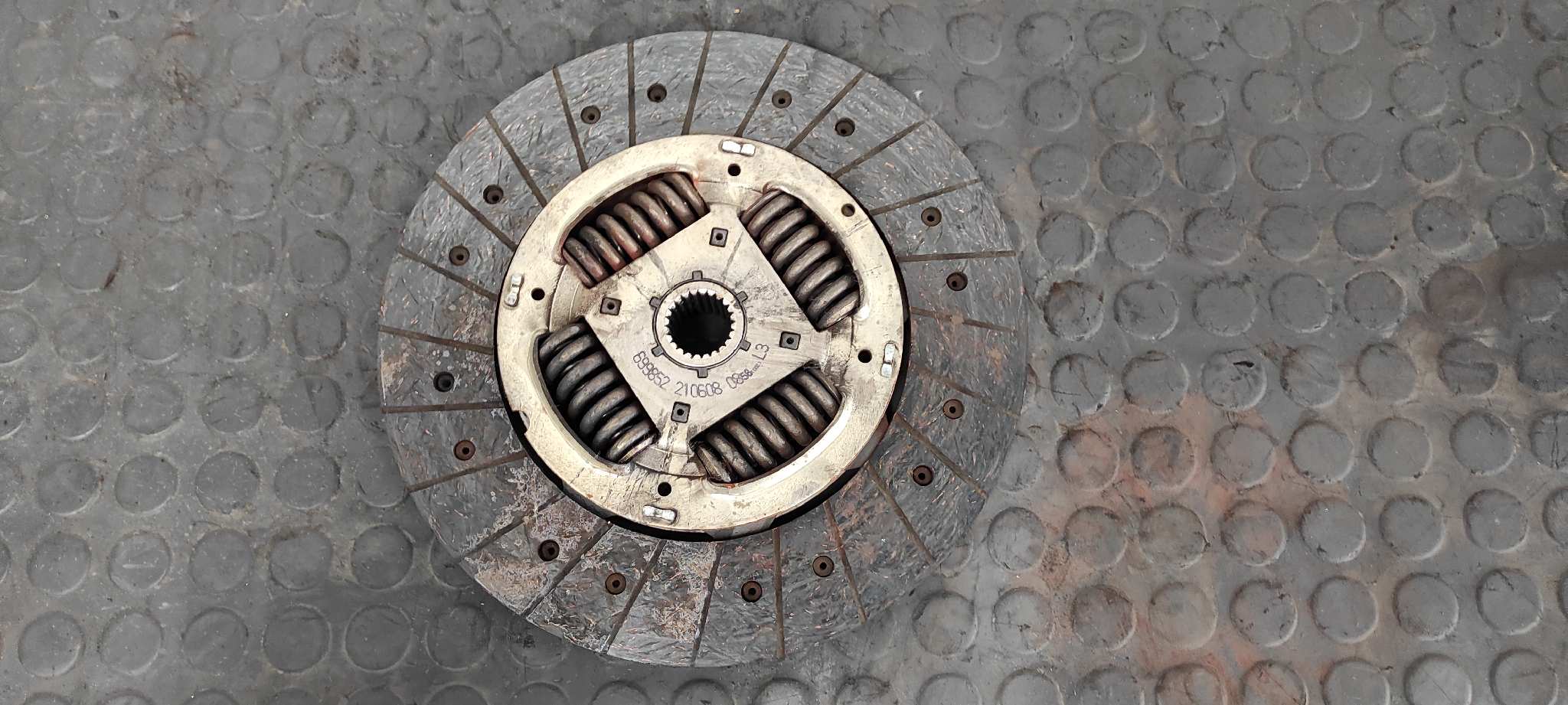 KIT EMBRAGUE NISSAN TERRANO/TERRANO.II (R20) - vista 8