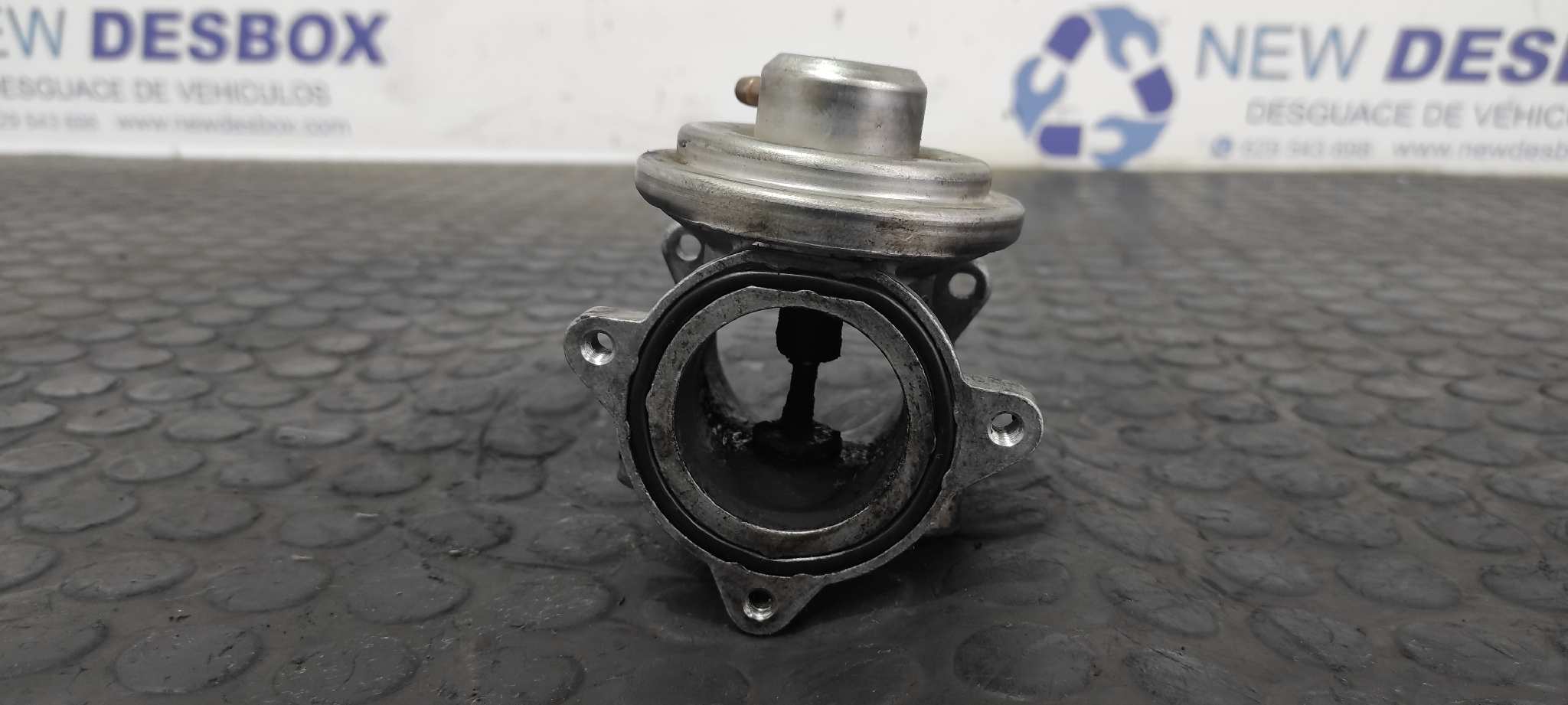 VALVULA EGR VOLKSWAGEN POLO (9N3) - vista 6