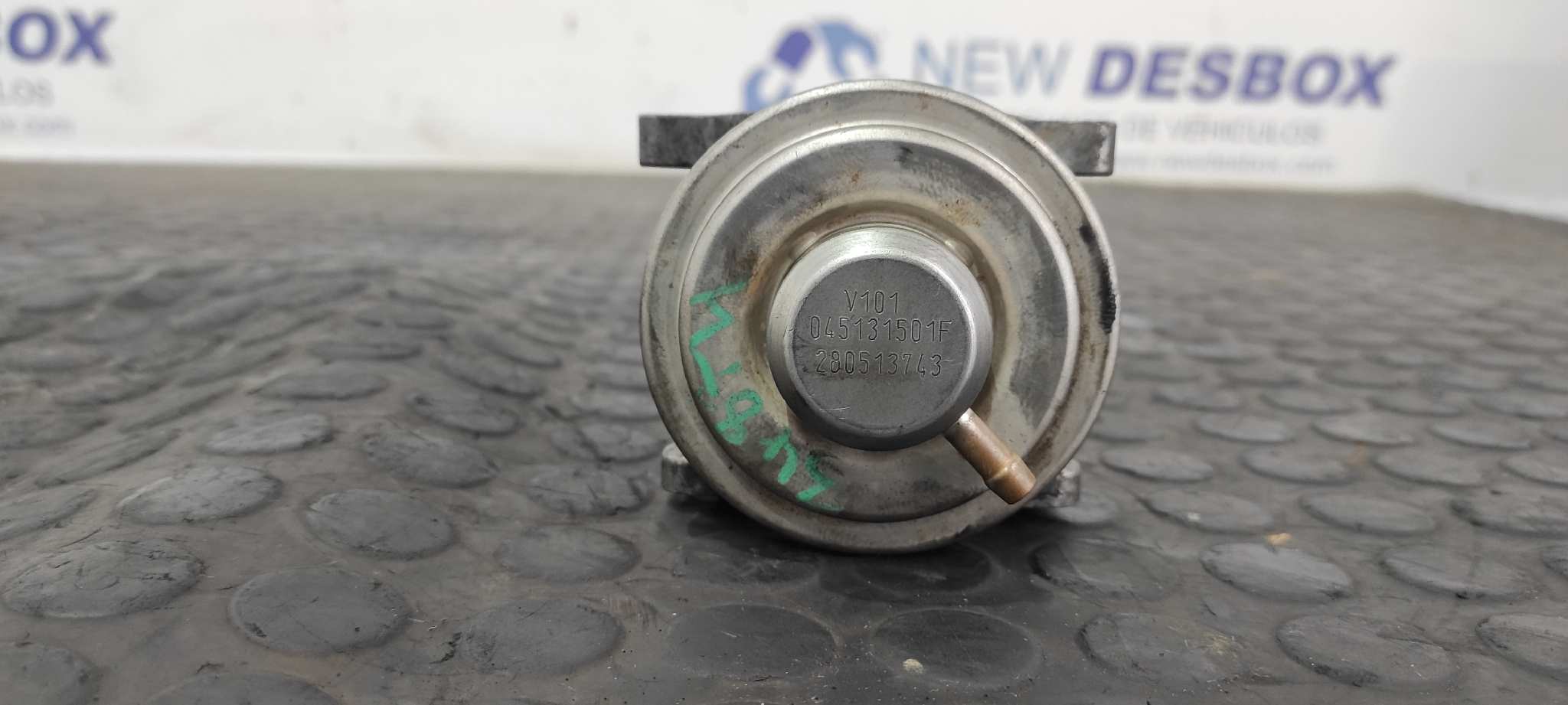 VALVULA EGR VOLKSWAGEN POLO (9N3) - vista 4