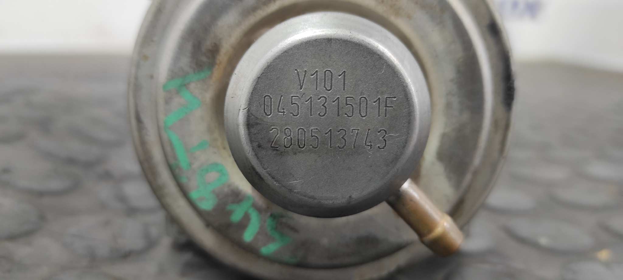 VALVULA EGR VOLKSWAGEN POLO (9N3) - vista 8