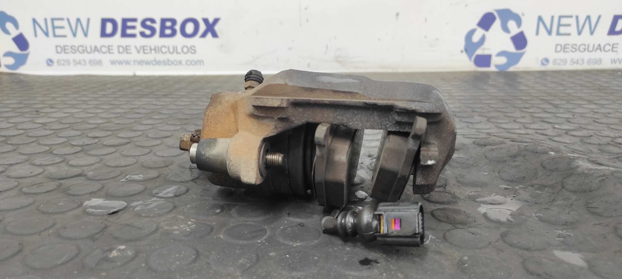 PINZA DE FRENO DELANTERA IZQUIERDA VOLKSWAGEN POLO (9N3) - vista 4