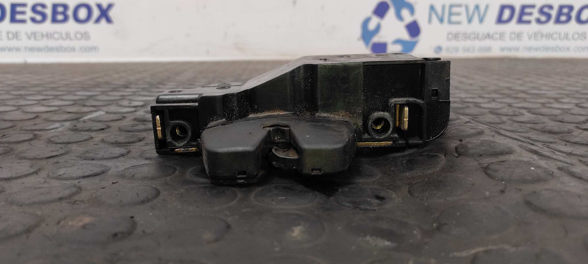 CERRADURA MALETERO / PORTON CITROEN C8 - vista 3