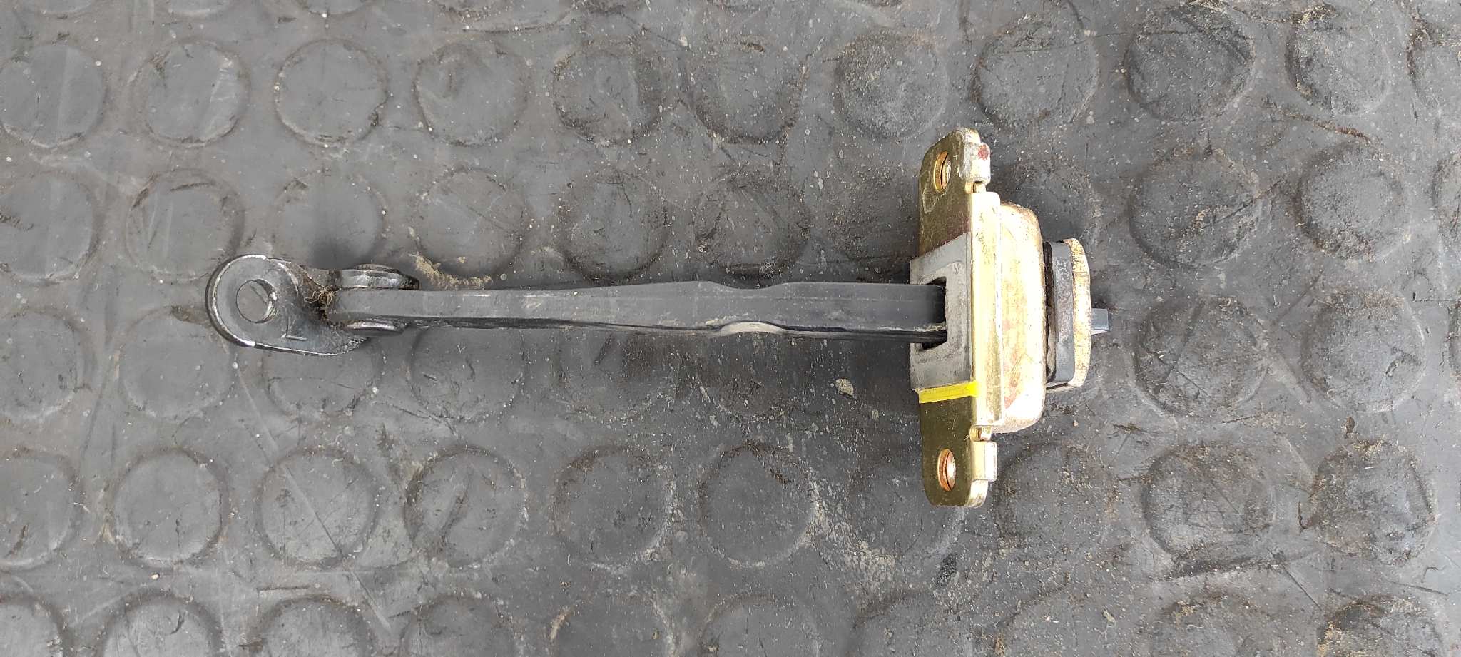 RETENEDOR PUERTA DERECHA HYUNDAI TUCSON (JM) - vista 3