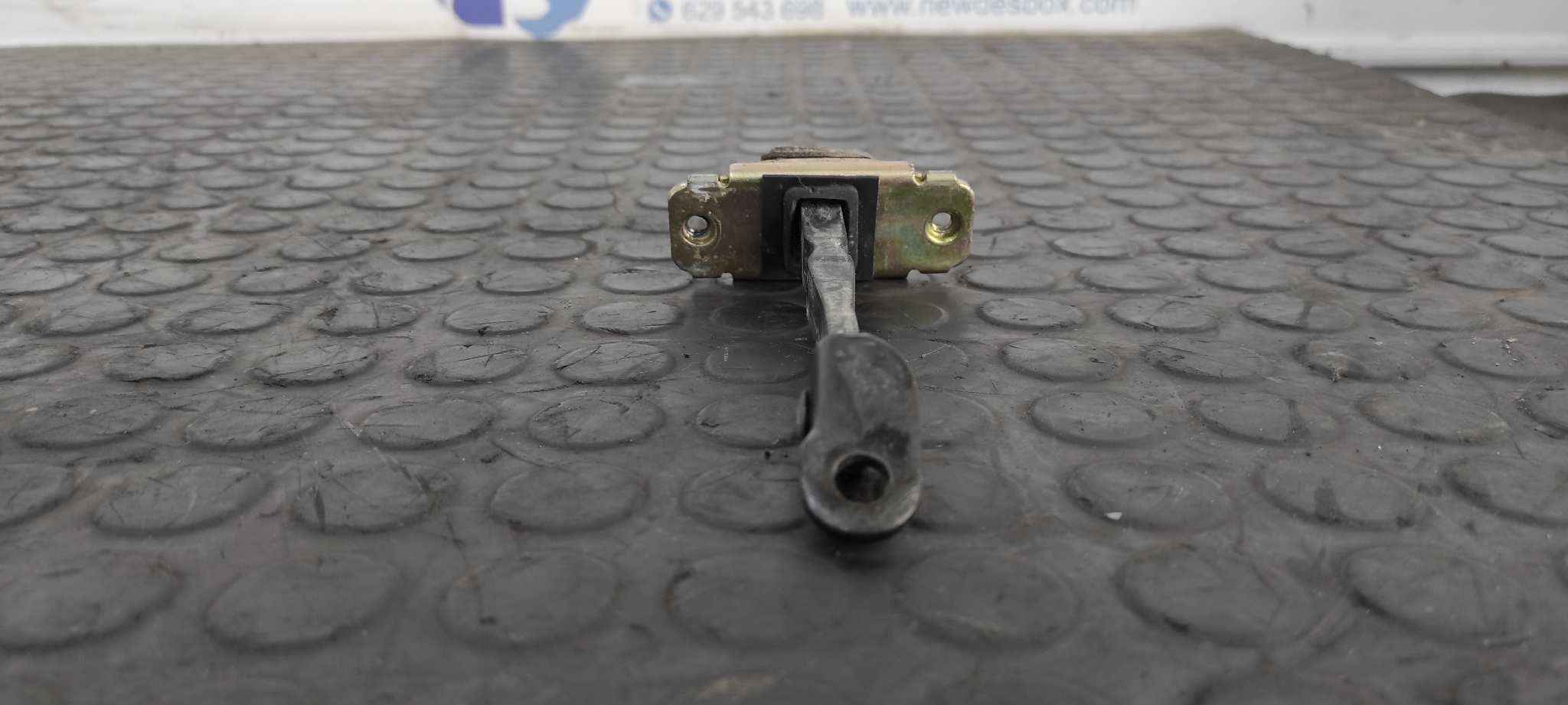 RETENEDOR PUERTA DERECHA HYUNDAI TUCSON (JM) - vista 4