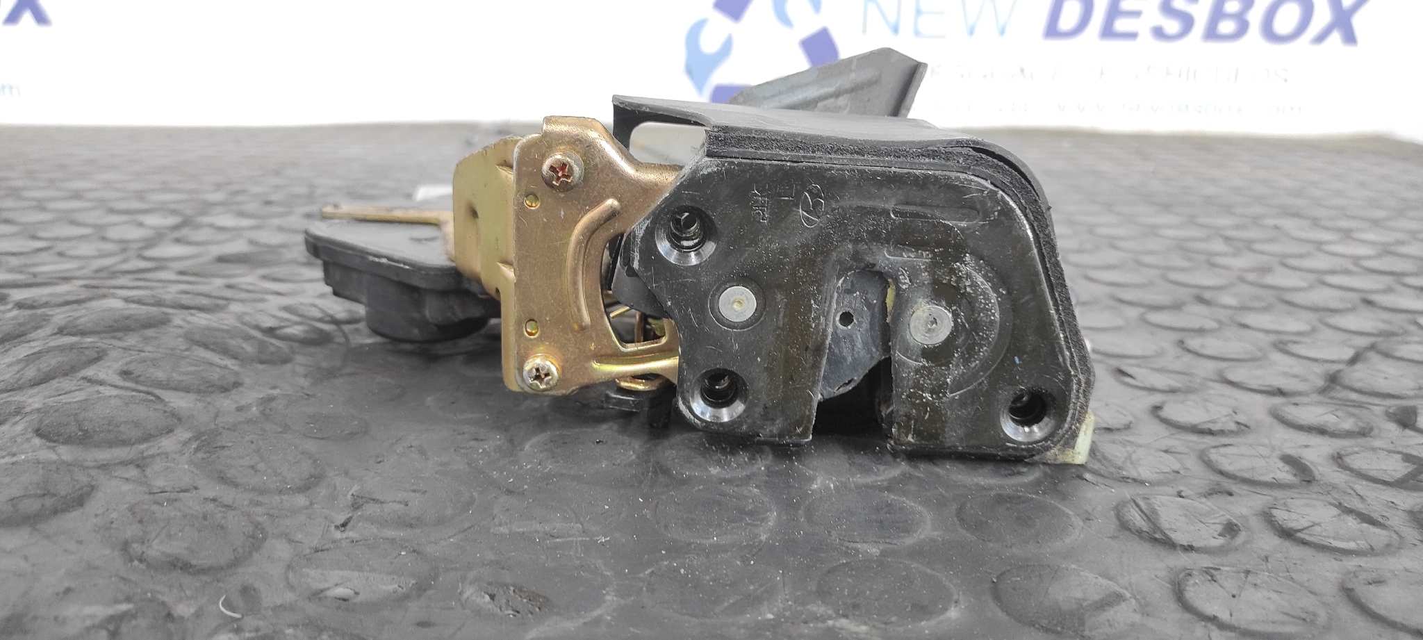 CERRADURA PUERTA TRASERA IZQUIERDA HYUNDAI TUCSON (JM) - vista 2