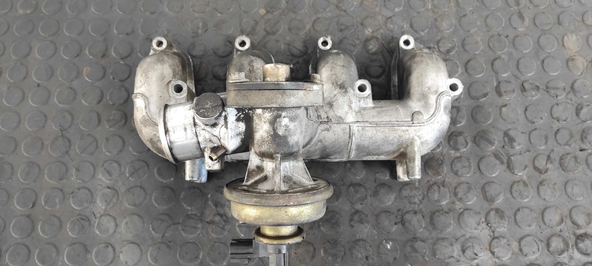 COLECTOR ADMISION FORD TOURNEO CONNECT (TC7) - vista 4