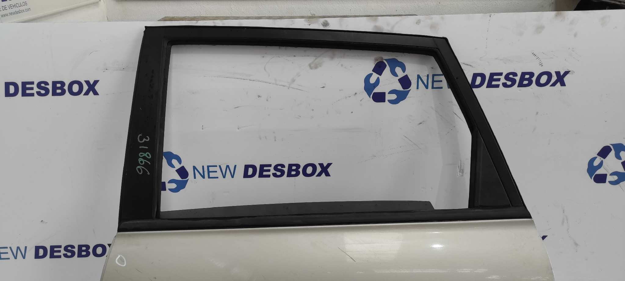 PUERTA TRASERA IZQUIERDA HYUNDAI TUCSON (JM) - vista 7