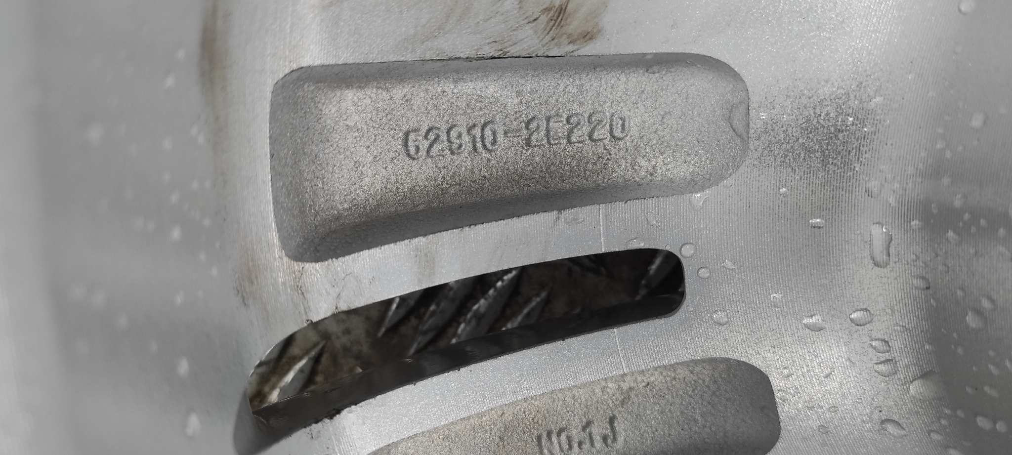 JUEGO LLANTAS HYUNDAI TUCSON (JM) - vista 6