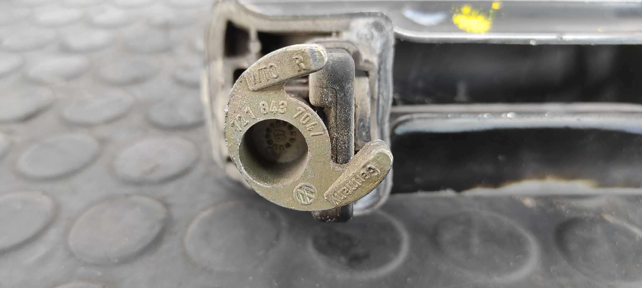 MANETA  PUERTA CORREDERA DERECHA VOLKSWAGEN T4 TRANSPORTER/FURGONETA (MOD. 1991) - vista 4