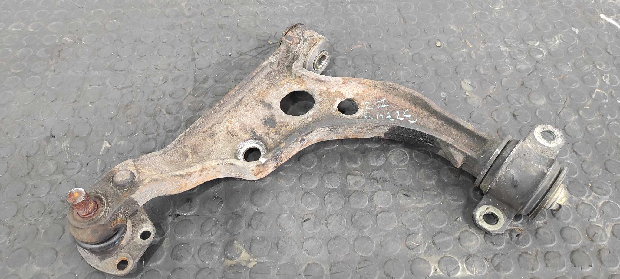 BRAZO IZQUIERDO INFERIOR DELANTERO FIAT DUCATO CAJA CERR. TECHO ELEVADO (DESDE 03.94) - vista 4