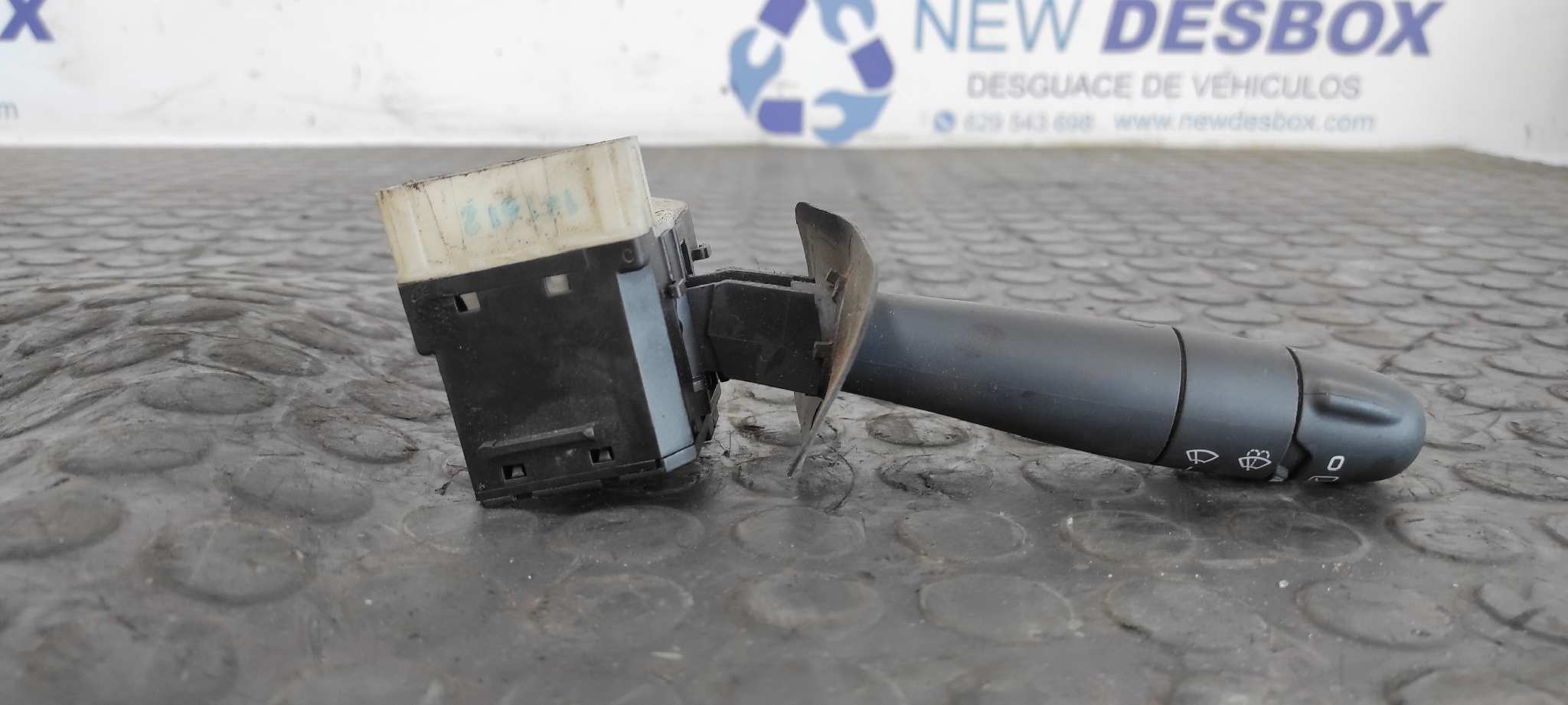 MANDO LIMPIA RENAULT CLIO II FASE II (B/CB0) - vista 6