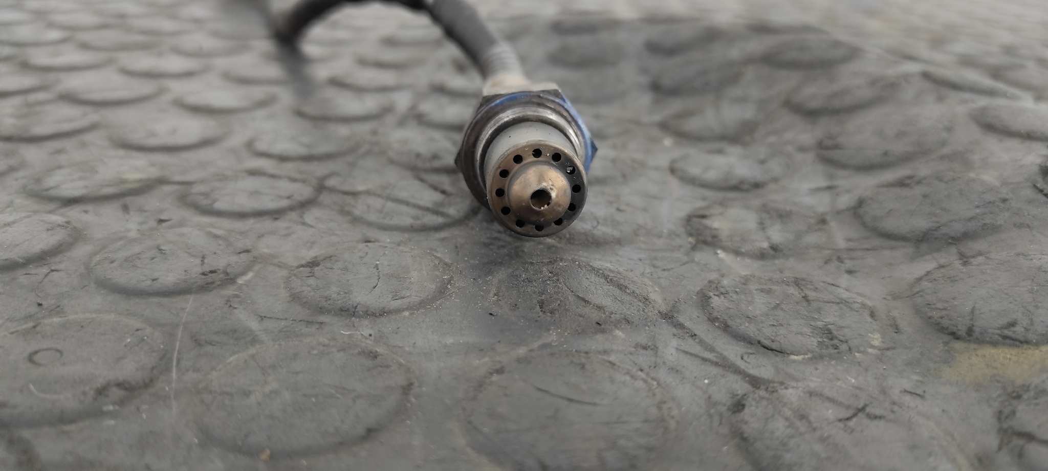 SONDA LAMBDA HYUNDAI TUCSON (JM) - vista 2