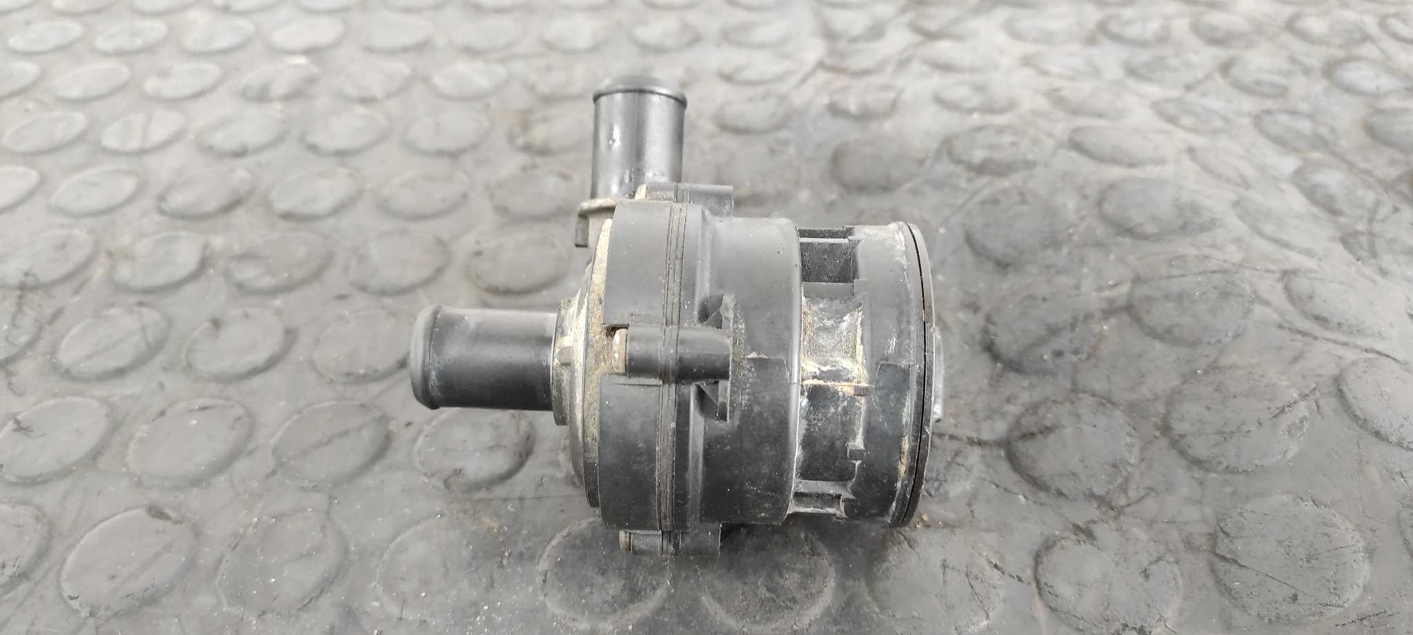 BOMBA AGUA NISSAN QASHQAI (J10) - vista 2