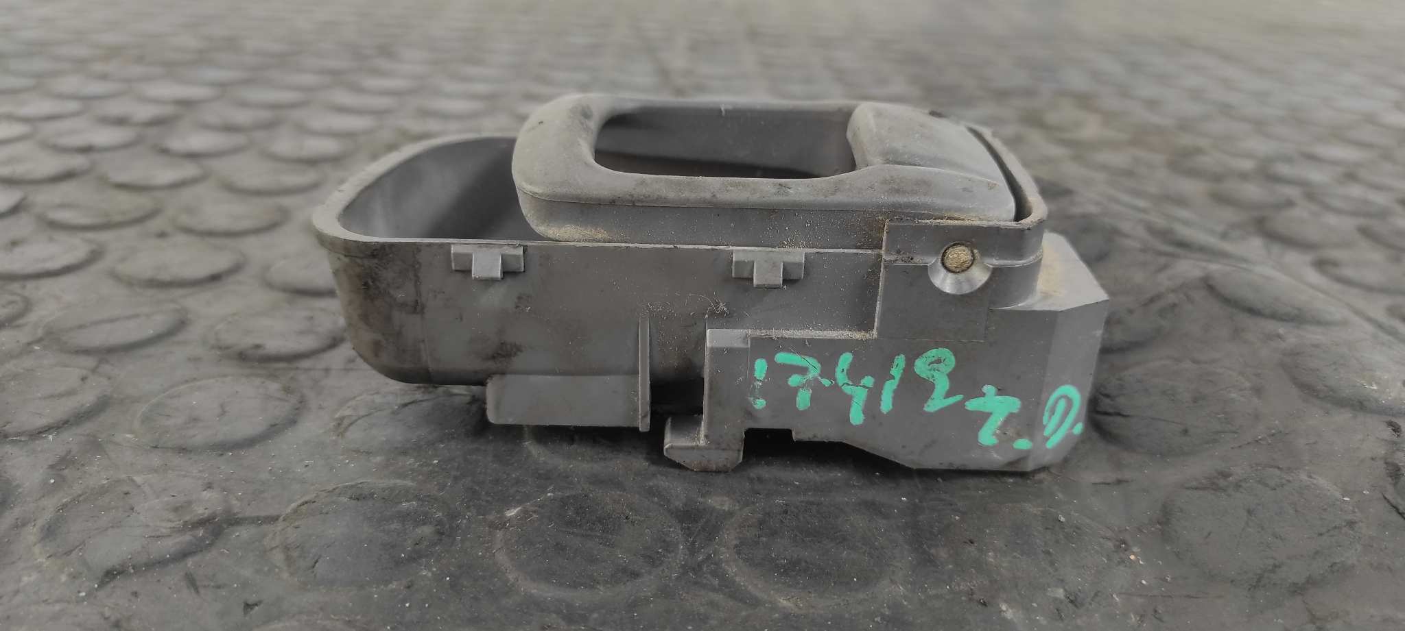 MANETA TRASERA DERECHA NISSAN PICK-UP (D22) - vista 4